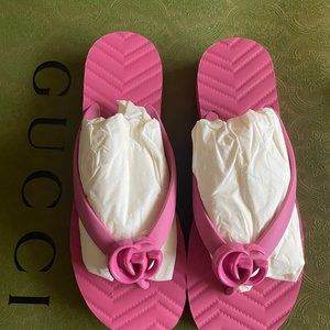 Gucci Chevron Thong Sandal Pink Rubber size 36 US 6